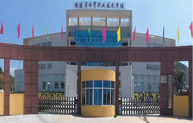 校園環(huán)境