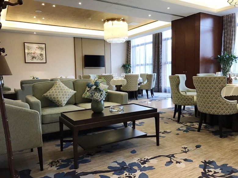 20201021/5f90384c3a7a7.jpg 酒店定制家具交付現場.jpg