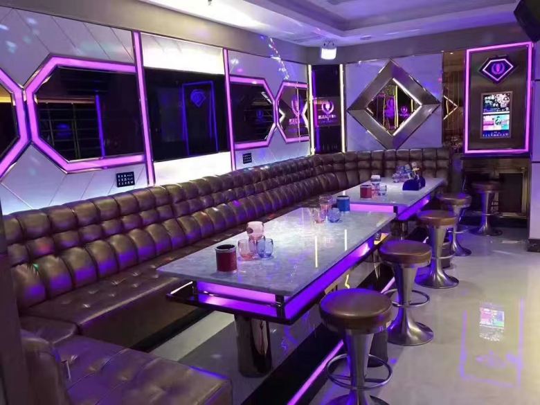 20210222/60338d2f93449.jpg 酒吧茶幾定做.jpg