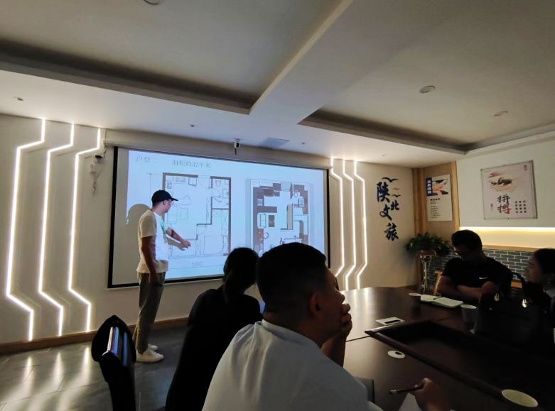 20210611/60c2a8a844f8f.jpg 西安酒店家具廠領導與延安酒店嘉賓合影留念.jpg